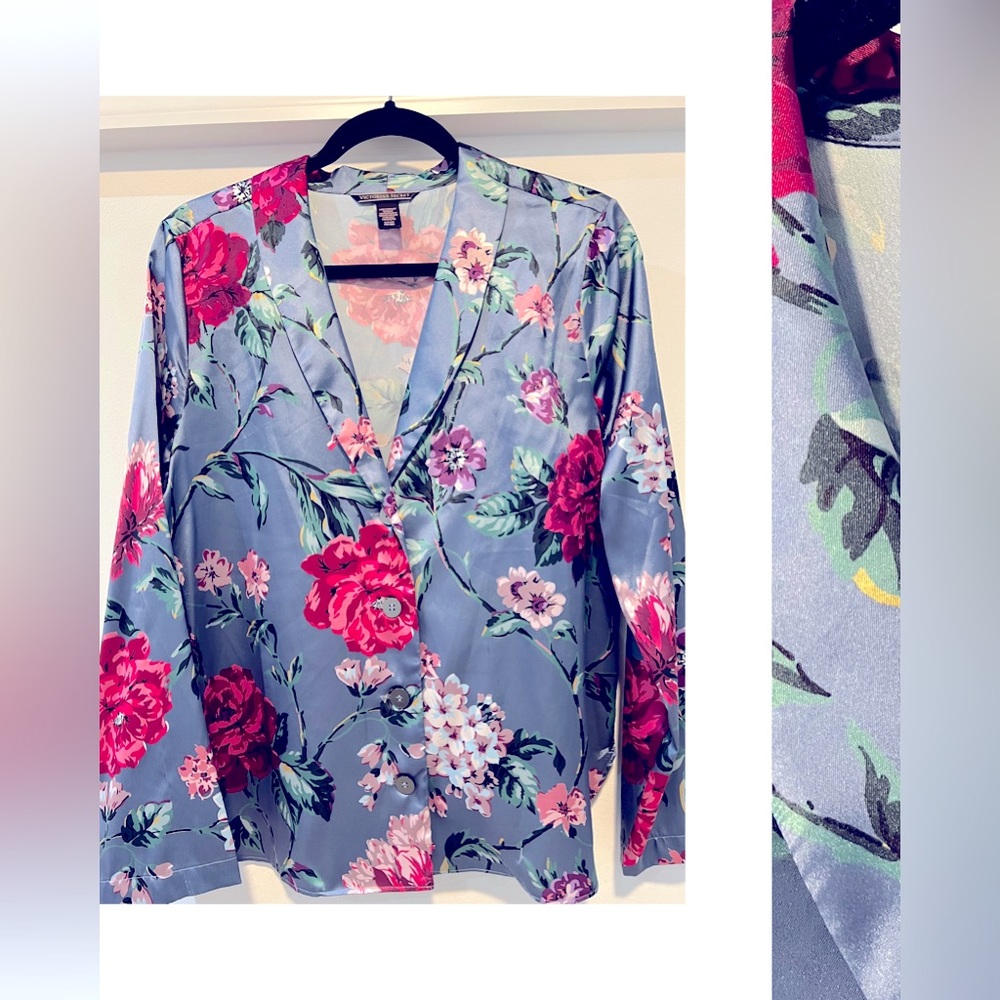 Victoria’s Secret - Satin Floral Sleep Top. Blue Bold, Small